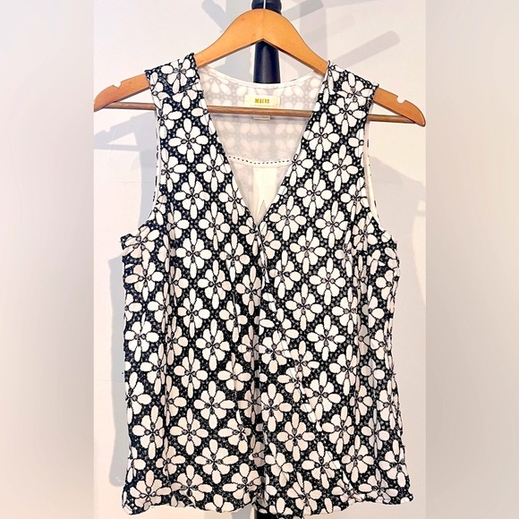 Anthropologie Tops - Maeve Anthropologie Size 10 Eyelet Black White V neck Sleeveless Blouse Top!